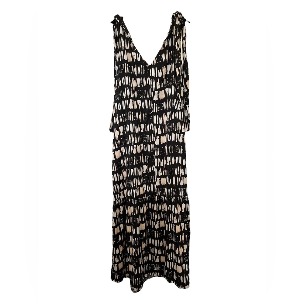 Banana Republic Factory Black and Cream Maxi Dress